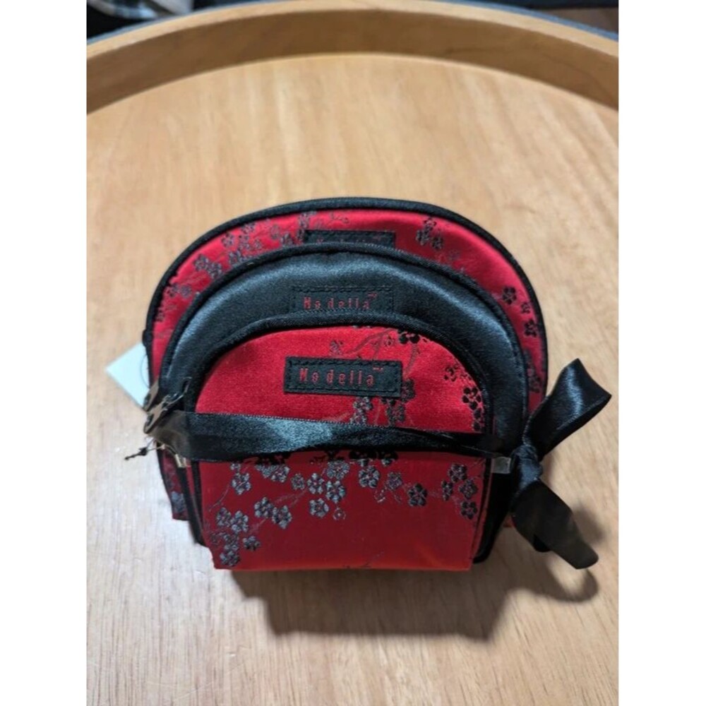 Y2K Modella 3 piece makeup travel bag set